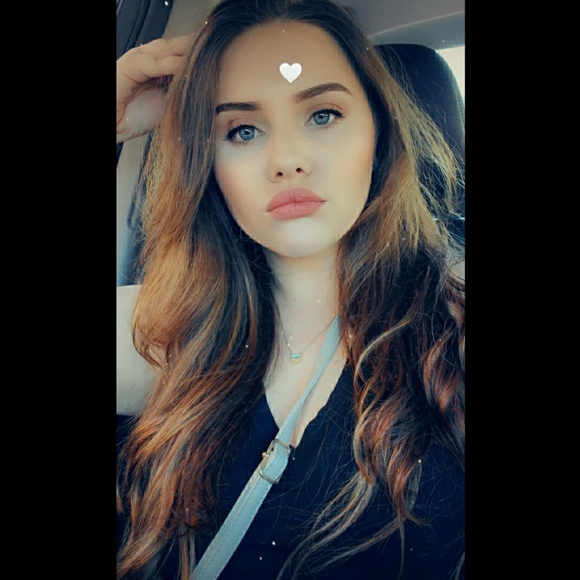 Meet your Posher, Jami - Picture 1 of 1